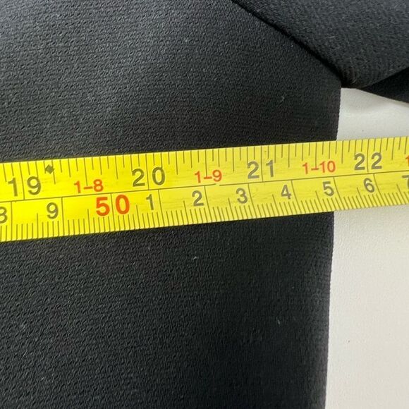 TAHARI Arthur S. Levine Blazer NWOT Black One-Button Size 16 - Picture 10 of 12